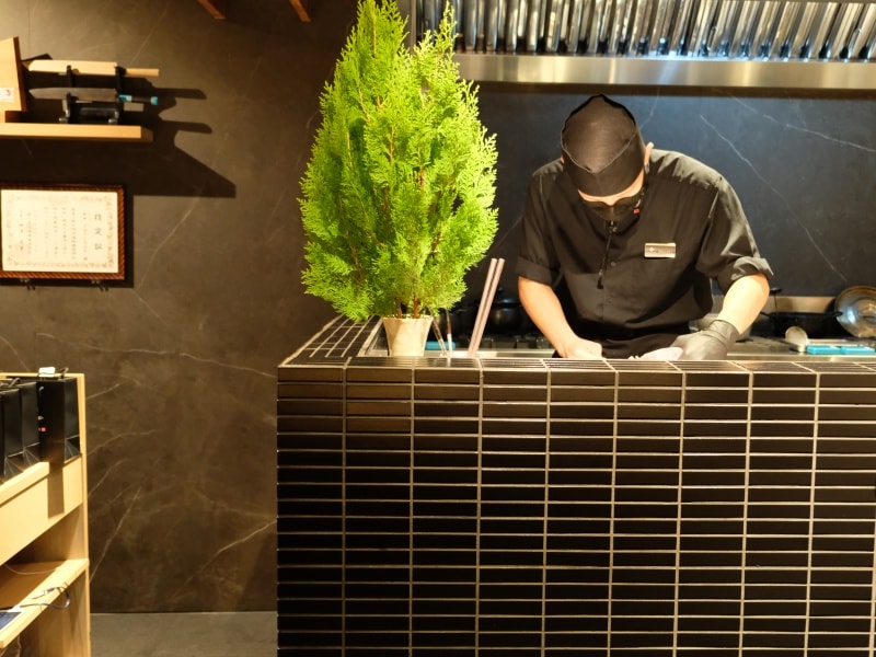 台中|和牛Emperor:感受日本職人精神與服務的「頂級日式A5和牛燒肉」 - 第8張圖