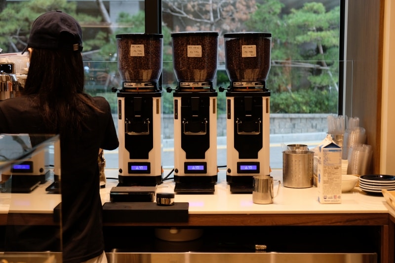 韓國|大邱 SOUNDS COFFEE 사운스커피:東大邱車站的網美咖啡店 - 第1張圖