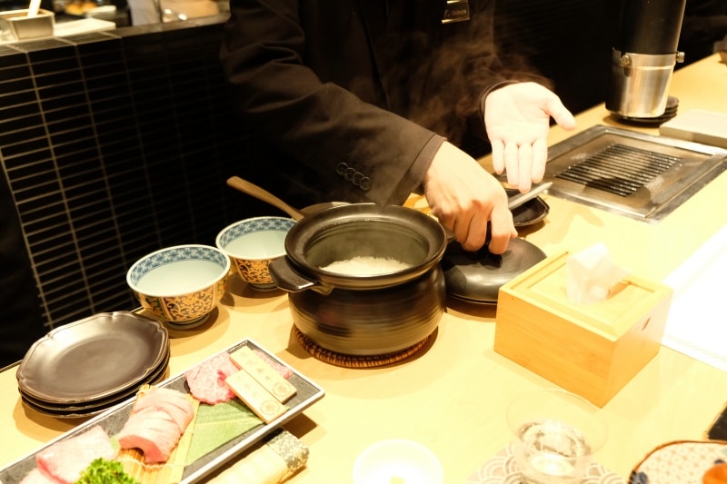 台中|和牛Emperor:感受日本職人精神與服務的「頂級日式A5和牛燒肉」 - 第20張圖