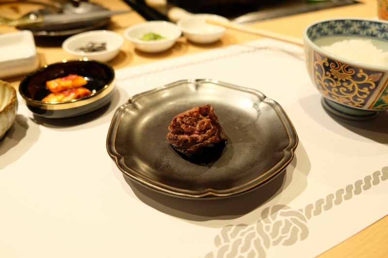 台中|和牛Emperor:感受日本職人精神與服務的「頂級日式A5和牛燒肉」 - 第30張圖