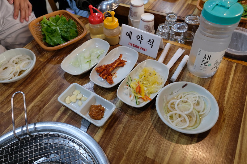 韓國|「Jejuko 제주코」濟州翰林邑黑豬肉專賣店:40年經驗主廚經營的道地濟州燒肉 - 第6張圖 韓國|「Jejuko 제주코」濟州翰林邑黑豬肉專賣店:40年經驗主廚經營的道地濟州燒肉