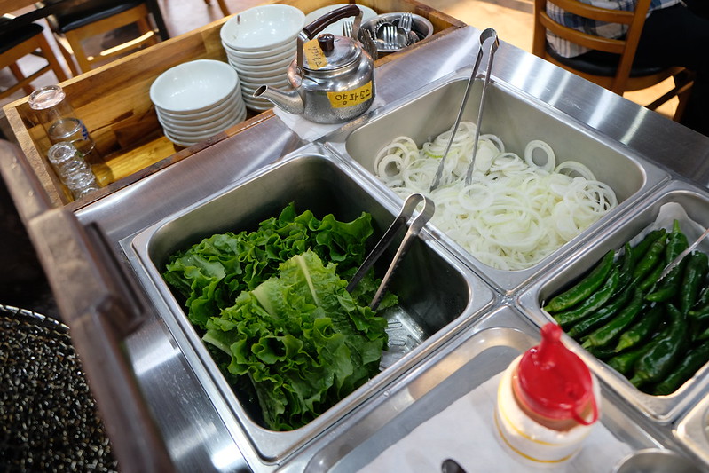 韓國|「Jejuko 제주코」濟州翰林邑黑豬肉專賣店:40年經驗主廚經營的道地濟州燒肉 - 第8張圖 韓國|「Jejuko 제주코」濟州翰林邑黑豬肉專賣店:40年經驗主廚經營的道地濟州燒肉