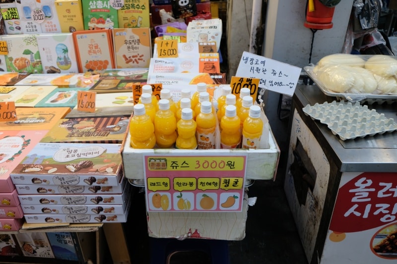 韓國｜濟州島 西歸浦每日偶來市場 서귀포매일올레시장：必逛在地市場、美食小吃一次整理
