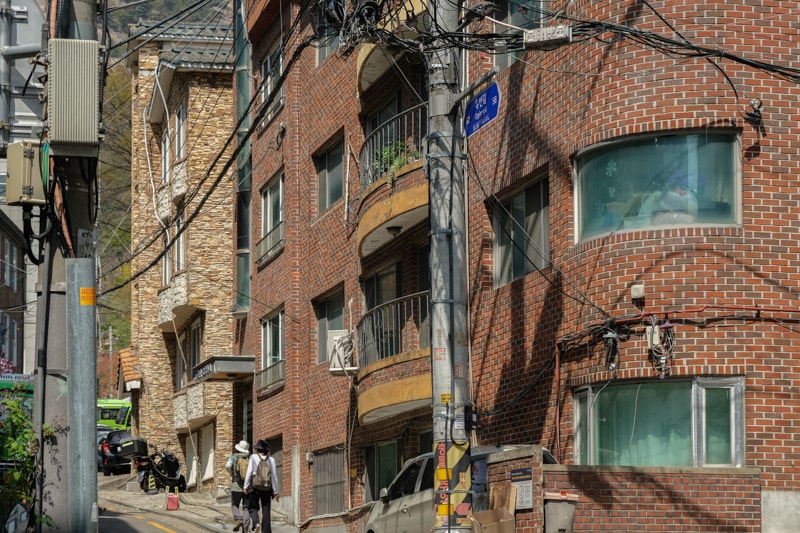 韓國｜首爾 西村漫步攻略：景福宮西側 韓屋巷弄、水聲洞溪谷與文藝慢旅完全指南