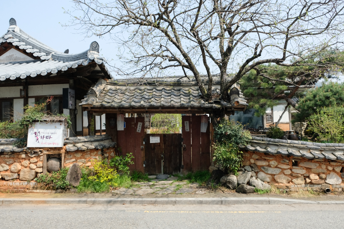 韓國|全州鄉校 전주향교:走進朝鮮時代的儒學校園,韓劇取景、韓屋村必訪古建築 - 第5張圖 韓國|全州鄉校 전주향교:走進朝鮮時代的儒學校園,韓劇取景、韓屋村必訪古建築