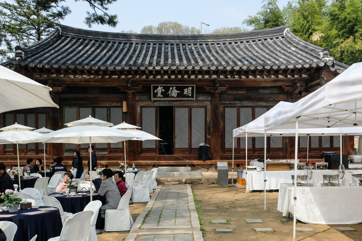 韓國|全州鄉校 전주향교:走進朝鮮時代的儒學校園,韓劇取景、韓屋村必訪古建築 - 第10張圖 韓國|全州鄉校 전주향교:走進朝鮮時代的儒學校園,韓劇取景、韓屋村必訪古建築